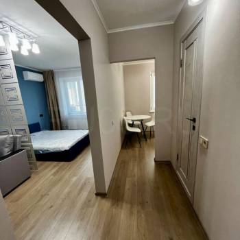 Сдается 1-комнатная квартира, 39 м²