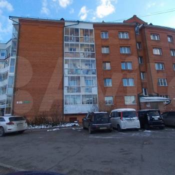 Продается 1-комнатная квартира, 49,7 м²