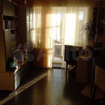 Продается 1-комнатная квартира, 49,7 м²