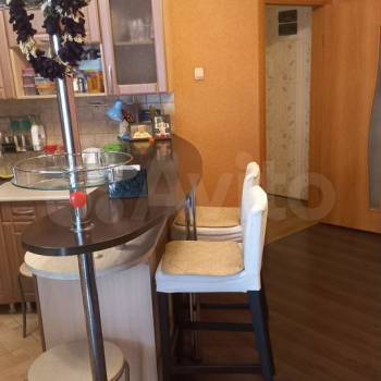 Продается 1-комнатная квартира, 49,7 м²