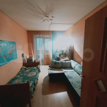 Продается 1-комнатная квартира, 49,7 м²