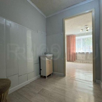 Продается 1-комнатная квартира, 18 м²