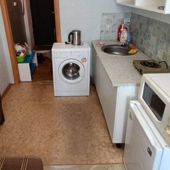 Продается 1-комнатная квартира, 12 м²