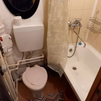 Продается 1-комнатная квартира, 12 м²