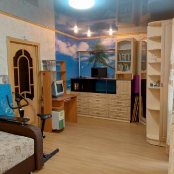 Сдается 1-комнатная квартира, 58 м²