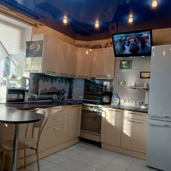 Сдается 1-комнатная квартира, 58 м²