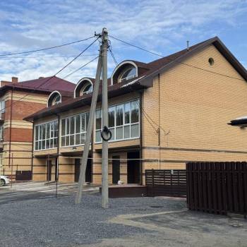 Продается Дом, 205 м²