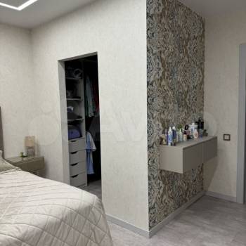 Продается Многокомнатная квартира, 111 м²