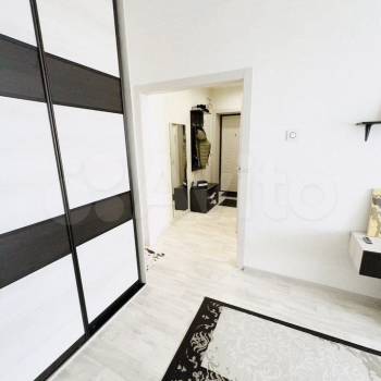 Продается 1-комнатная квартира, 40 м²