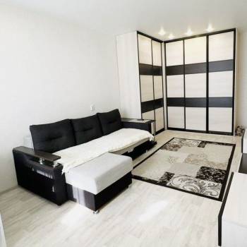 Продается 1-комнатная квартира, 40 м²