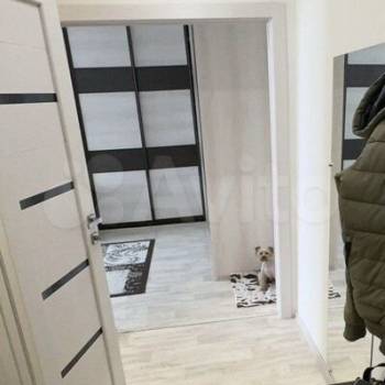 Продается 1-комнатная квартира, 40 м²