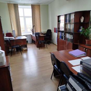 Сдается Нежилое помещение, 210 м²