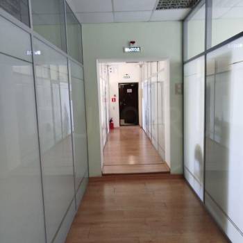 Сдается Нежилое помещение, 210 м²