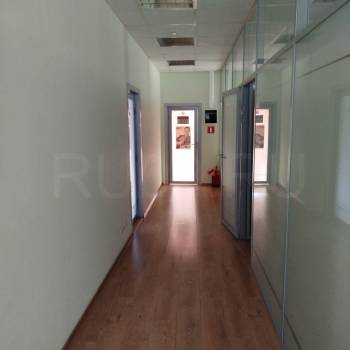 Сдается Нежилое помещение, 210 м²