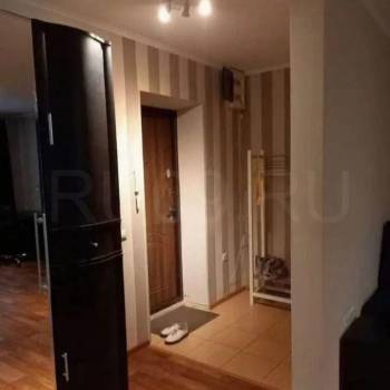 Продается 1-комнатная квартира, 33 м²