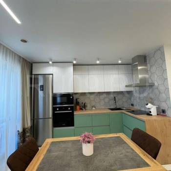 Сдается Многокомнатная квартира, 100 м²