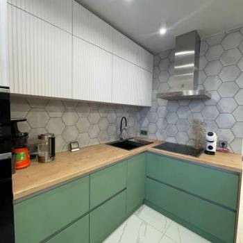 Сдается Многокомнатная квартира, 100 м²