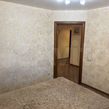 Сдается 1-комнатная квартира, 49 м²