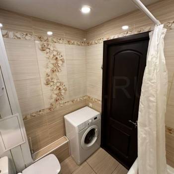 Продается 1-комнатная квартира, 35 м²