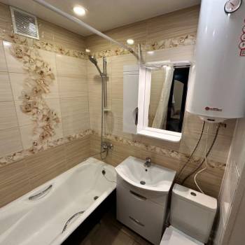 Продается 1-комнатная квартира, 35 м²