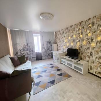 Сдается 2-х комнатная квартира, 55 м²