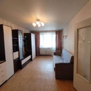 Продается 1-комнатная квартира, 35 м²