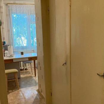 Продается Многокомнатная квартира, 61 м²