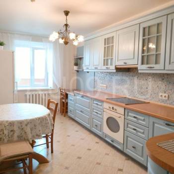 Сдается 1-комнатная квартира, 47 м²
