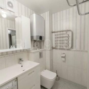 Сдается 1-комнатная квартира, 47 м²
