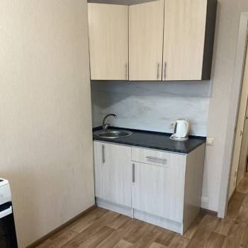 Сдается 1-комнатная квартира, 39 м²