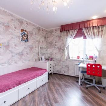 Продается Многокомнатная квартира, 121,7 м²