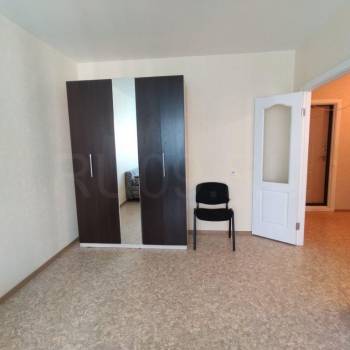 Сдается 1-комнатная квартира, 43 м²