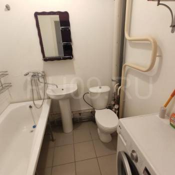 Сдается 1-комнатная квартира, 43 м²