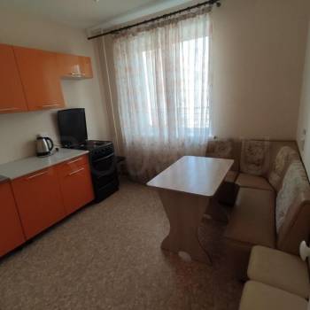 Сдается 1-комнатная квартира, 43 м²