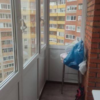 Продается 1-комнатная квартира, 36 м²