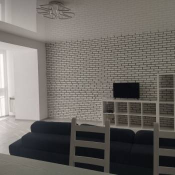 Сдается 1-комнатная квартира, 54 м²