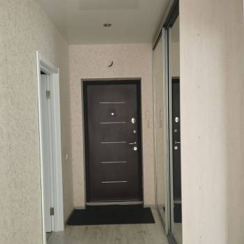 Сдается 1-комнатная квартира, 54 м²