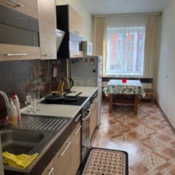 Сдается 1-комнатная квартира, 38 м²