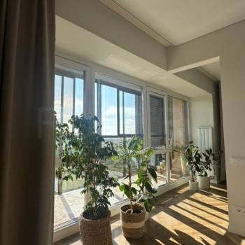 Продается 2-х комнатная квартира, 58 м²