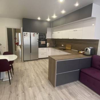 Продается 2-х комнатная квартира, 67 м²