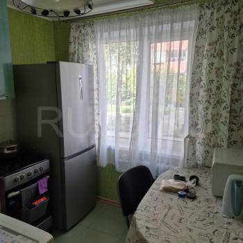 Сдается Многокомнатная квартира, 60 м²