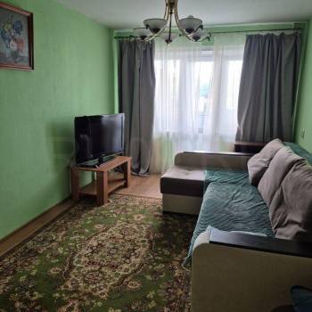 Сдается Многокомнатная квартира, 60 м²