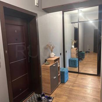 Продается 2-х комнатная квартира, 63 м²