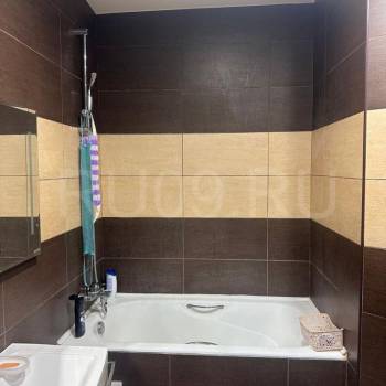 Сдается 2-х комнатная квартира, 63 м²