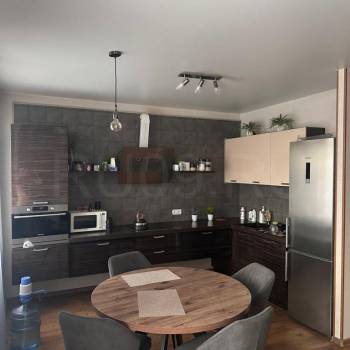 Сдается 2-х комнатная квартира, 63 м²