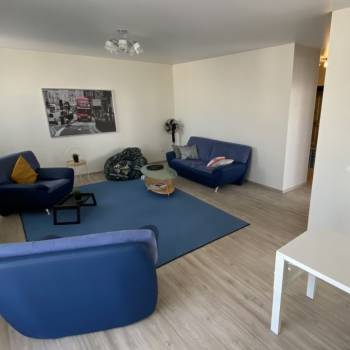 Сдается 2-х комнатная квартира, 76 м²