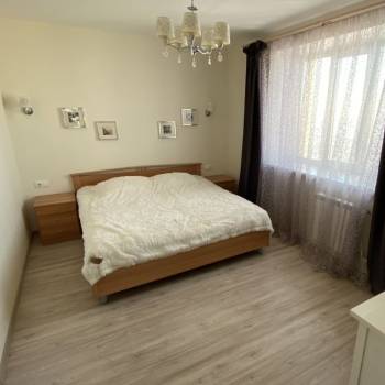 Сдается 2-х комнатная квартира, 76 м²