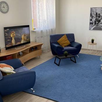 Сдается 2-х комнатная квартира, 76 м²