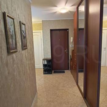 Продается 2-х комнатная квартира, 61 м²