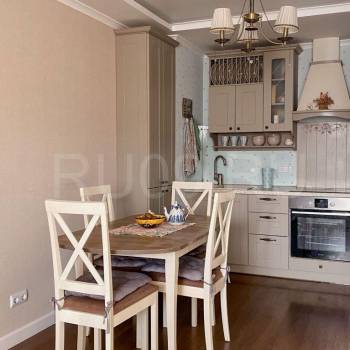 Продается 3-х комнатная квартира, 83 м²